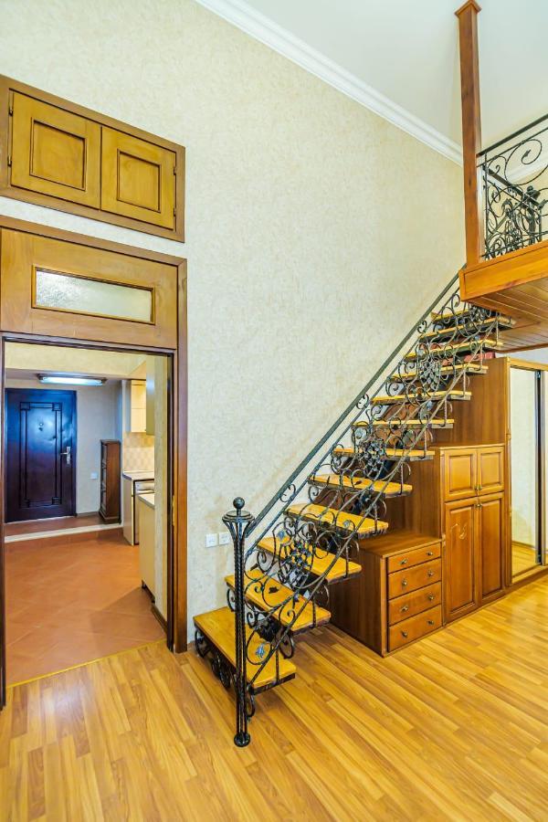 Nizami Street 2 Room Luxe House Baku Exterior photo