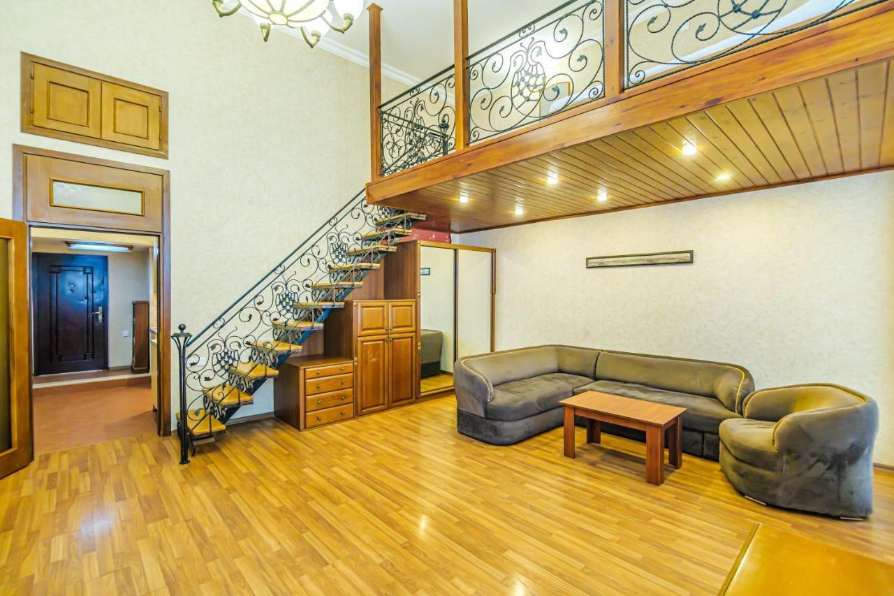 Nizami Street 2 Room Luxe House Baku Exterior photo